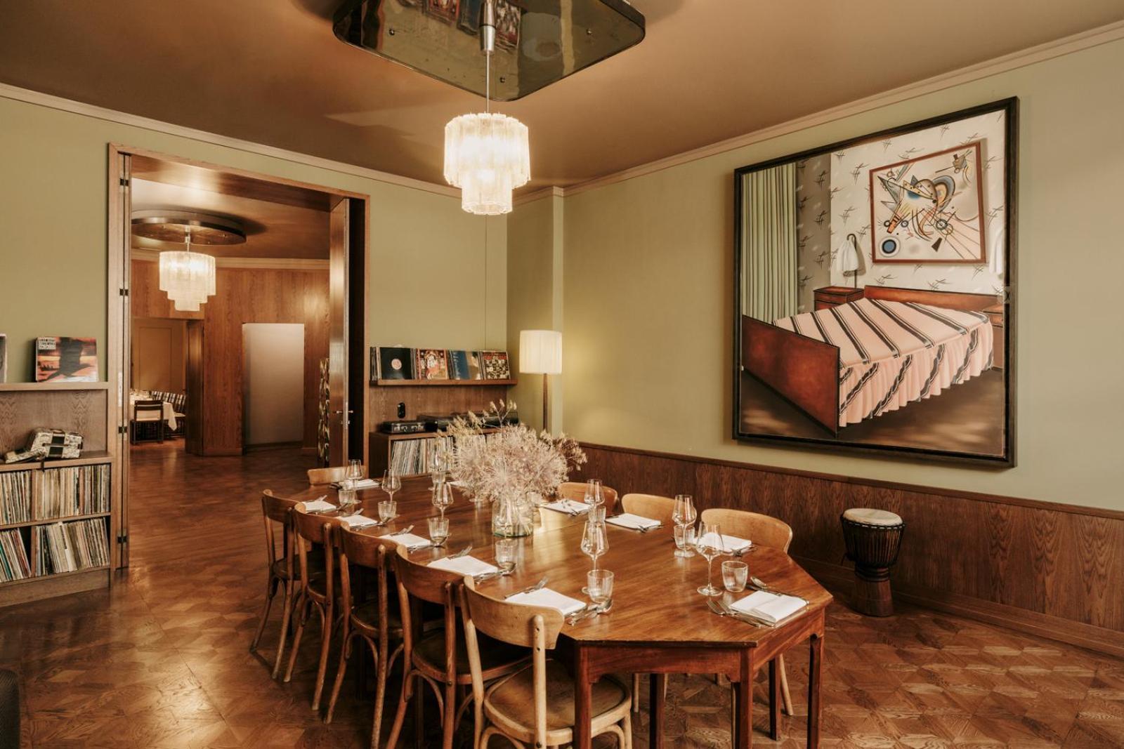 ברלין Boutique Hotel Chateau Royal מראה חיצוני תמונה The dining room at The Ivy, 2016
